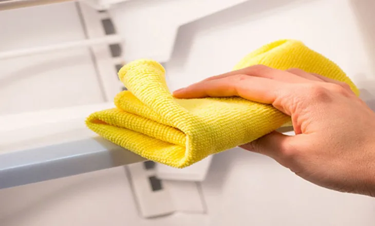 Vệ sinh và rã đông định kỳ